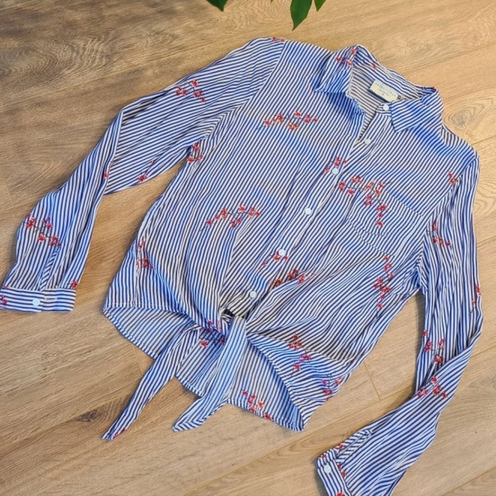 Tie Front Striped Floral Blouse.